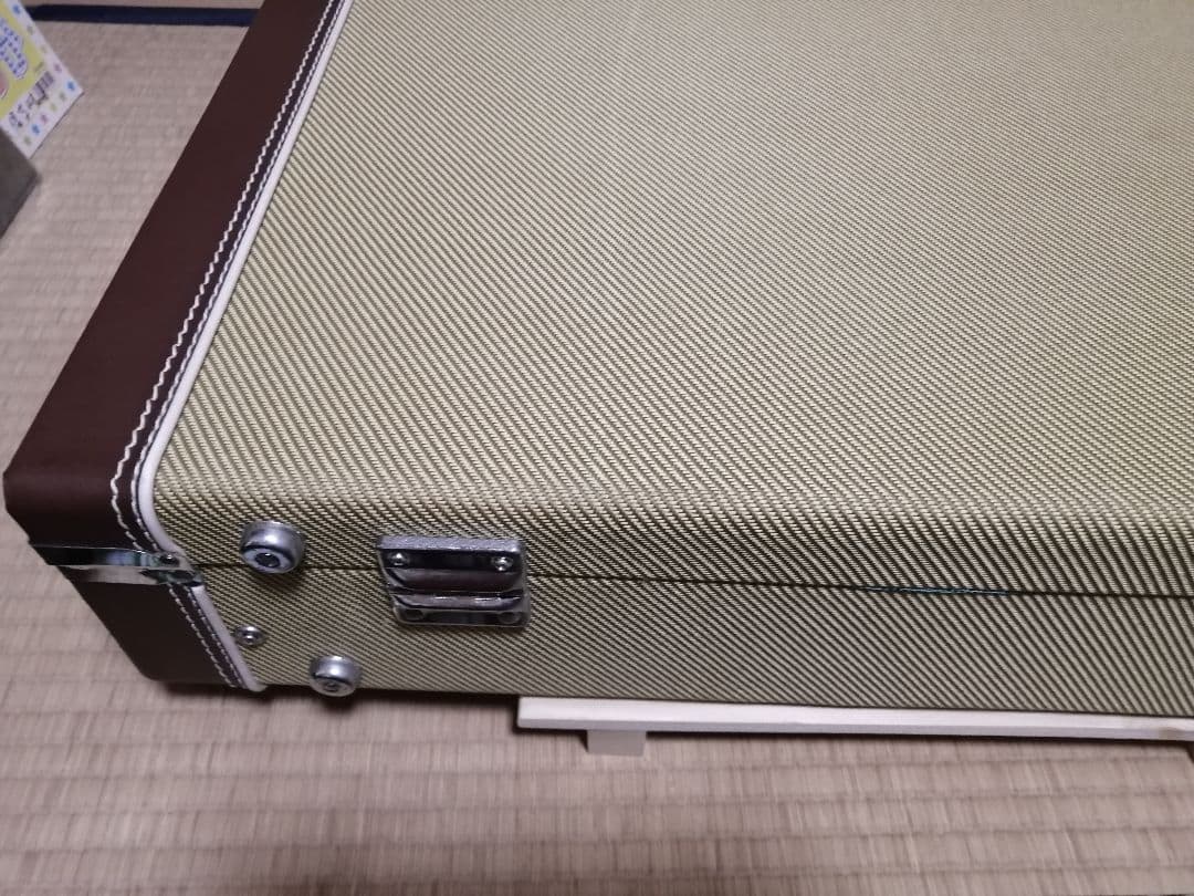 ギタースタンド　エレキギター用　ギブソン　フェンダー等にどうぞ