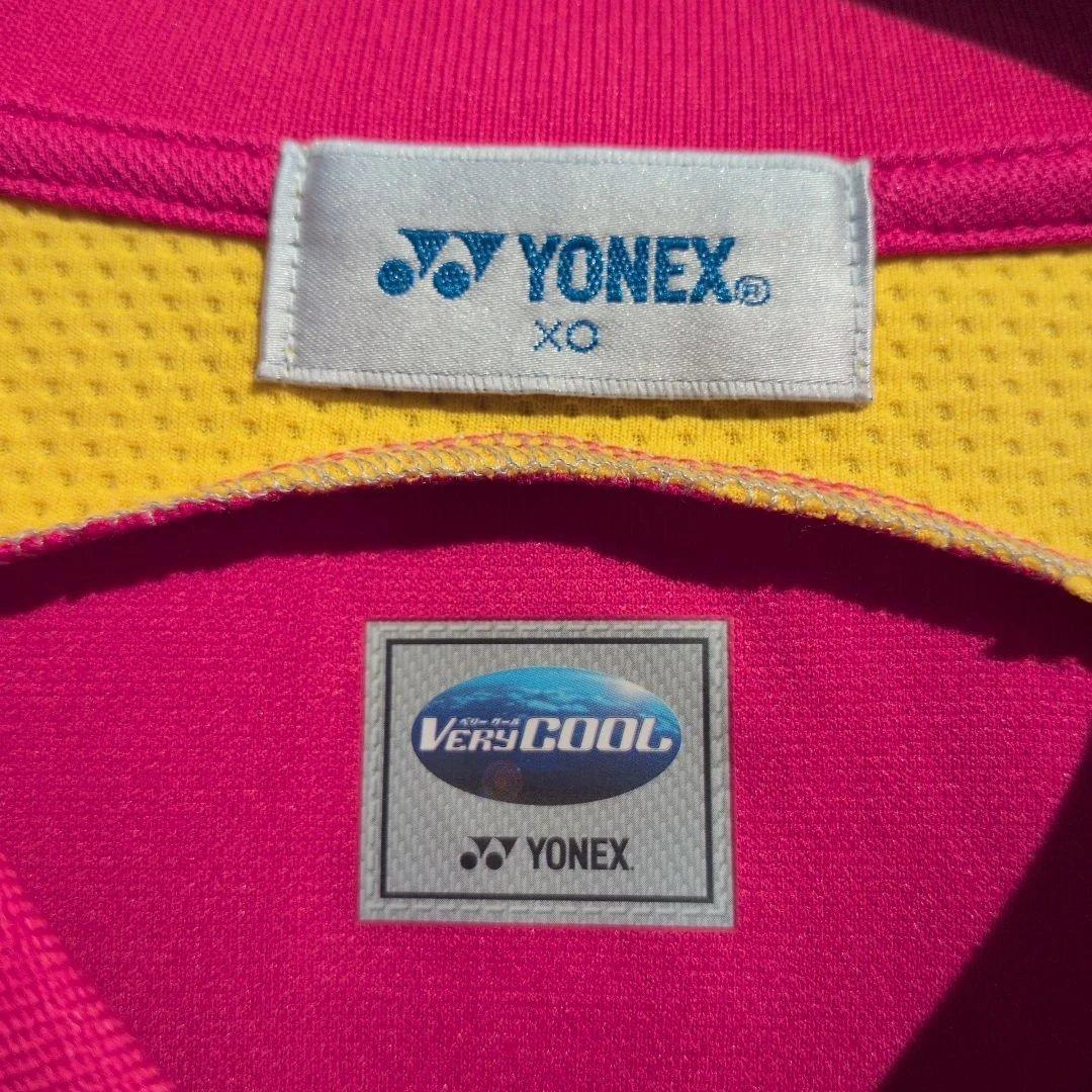 YONEX バドミントン日本代表　ピンクイエローシャツ XO