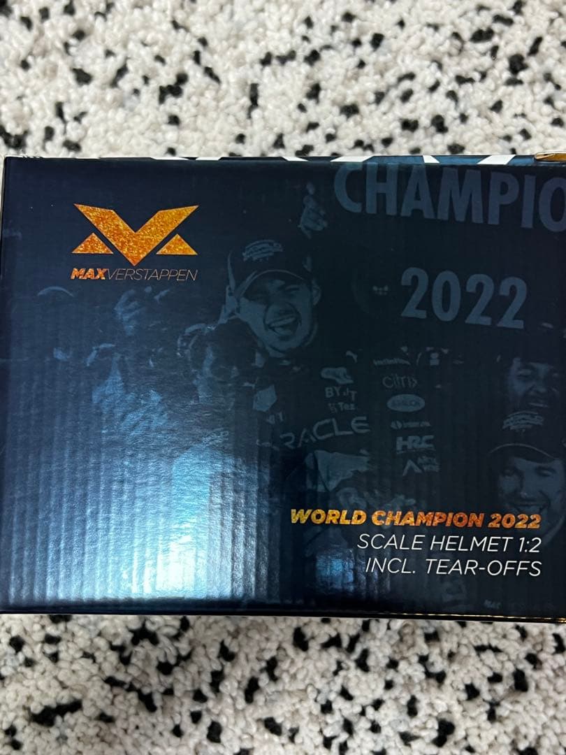 【AnyBuy】美品 1/2 マックス・フェルスタッペン 2022 Wチ