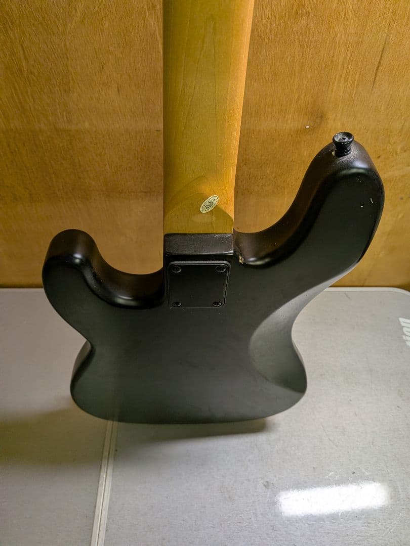 SELDERマッドブラック 4弦エレキベース