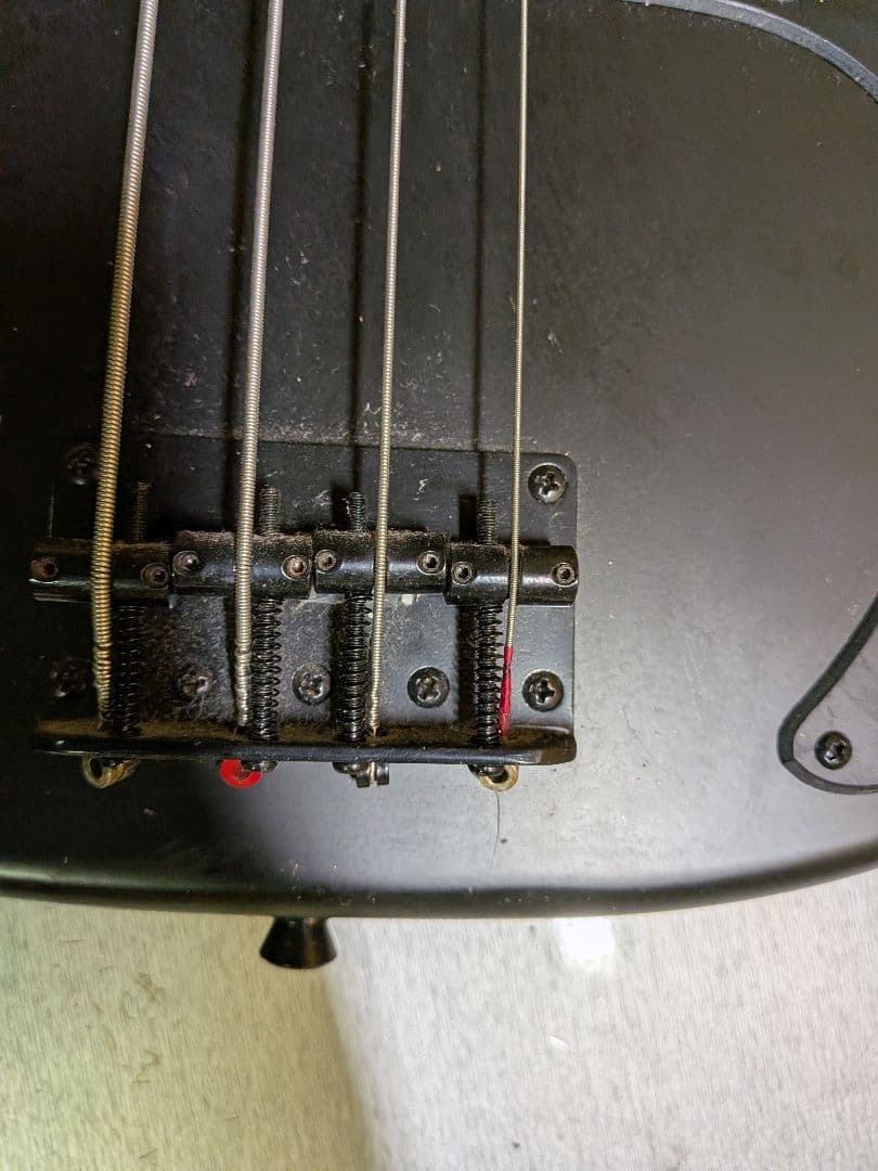 SELDERマッドブラック 4弦エレキベース