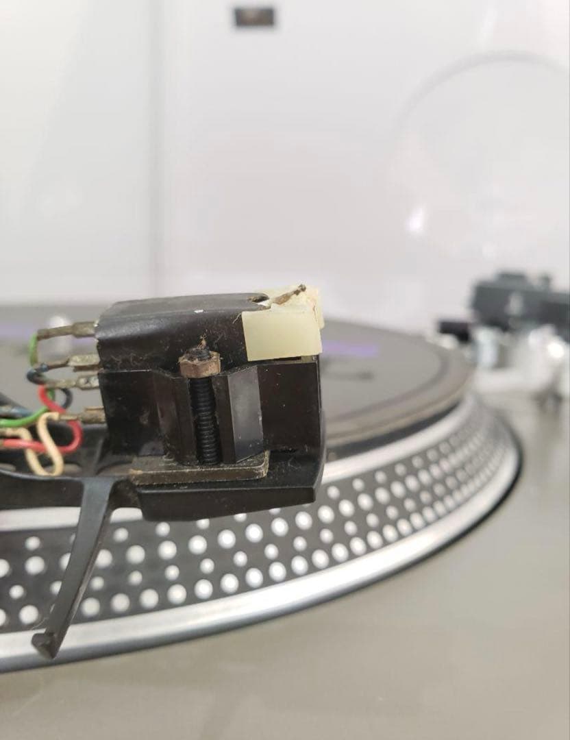 Technics SL-1200 ターンテーブル