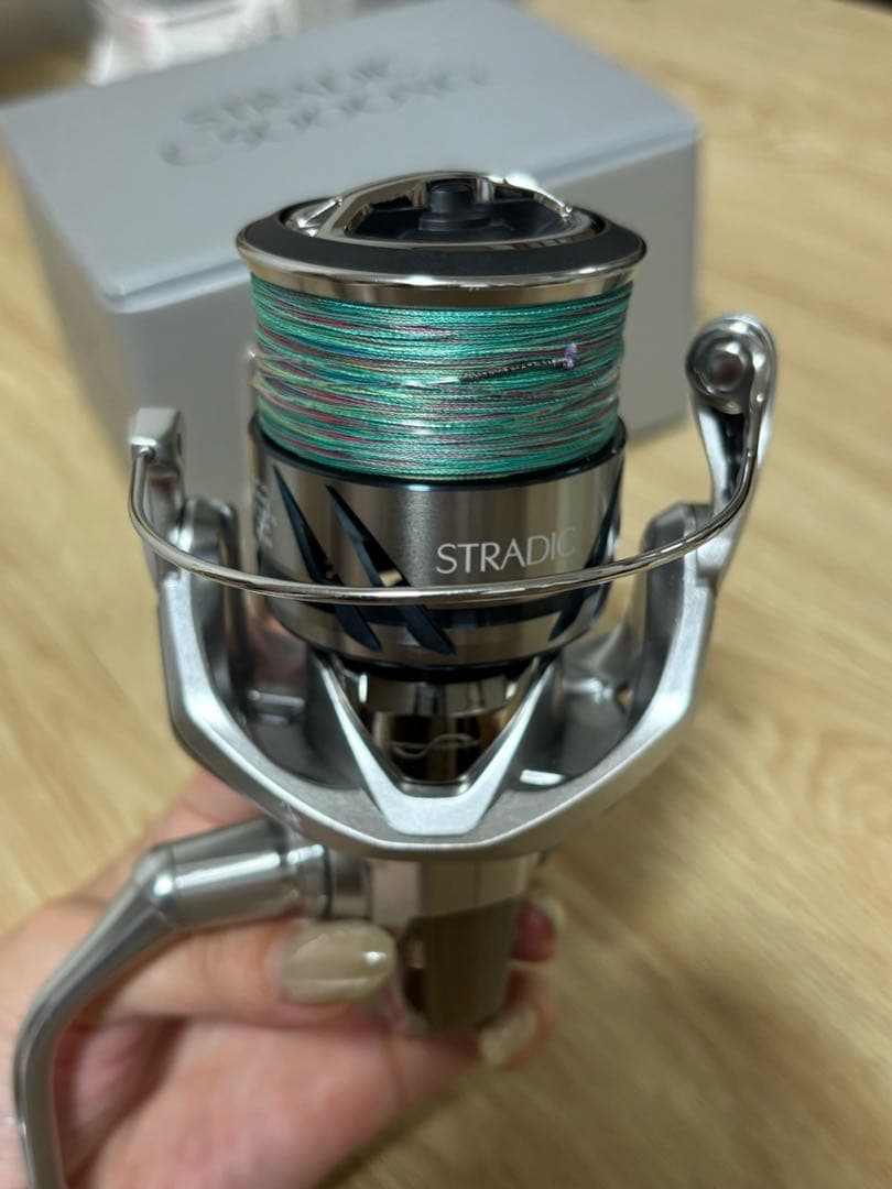 【美品】23 ストラディック C5000XG サーフ使用4回・PEライン付き