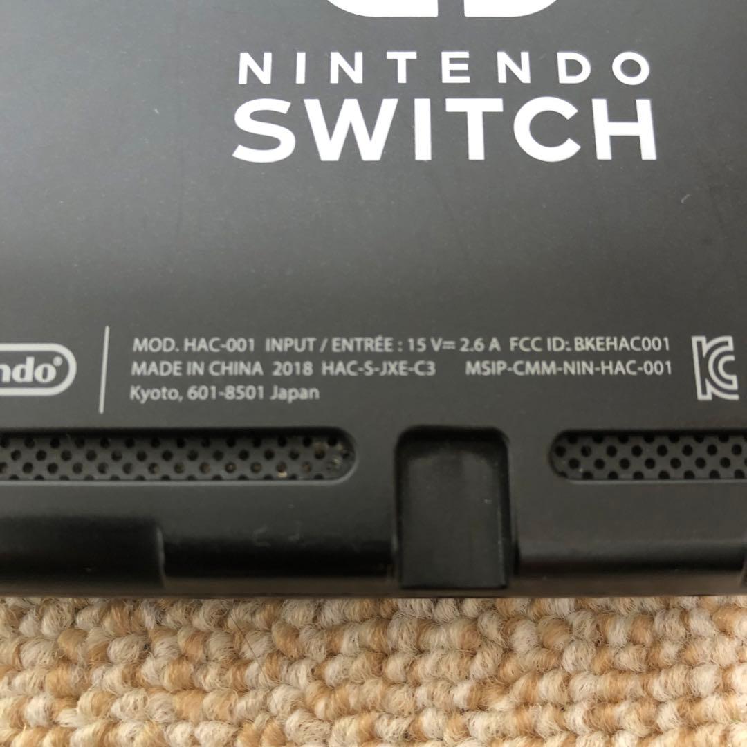 Nintendo Switch 本体 + Joy-Conストラップ・グリップ