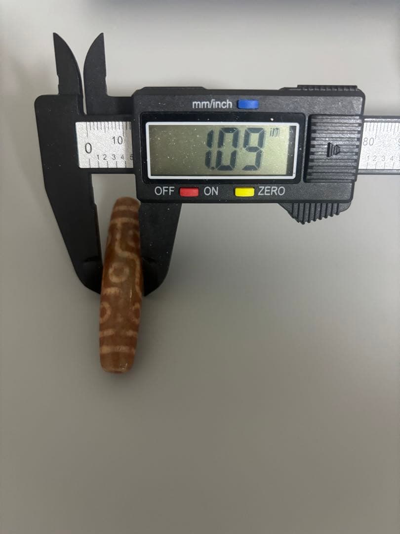 西蔵老礦古代伝承　　九眼天珠