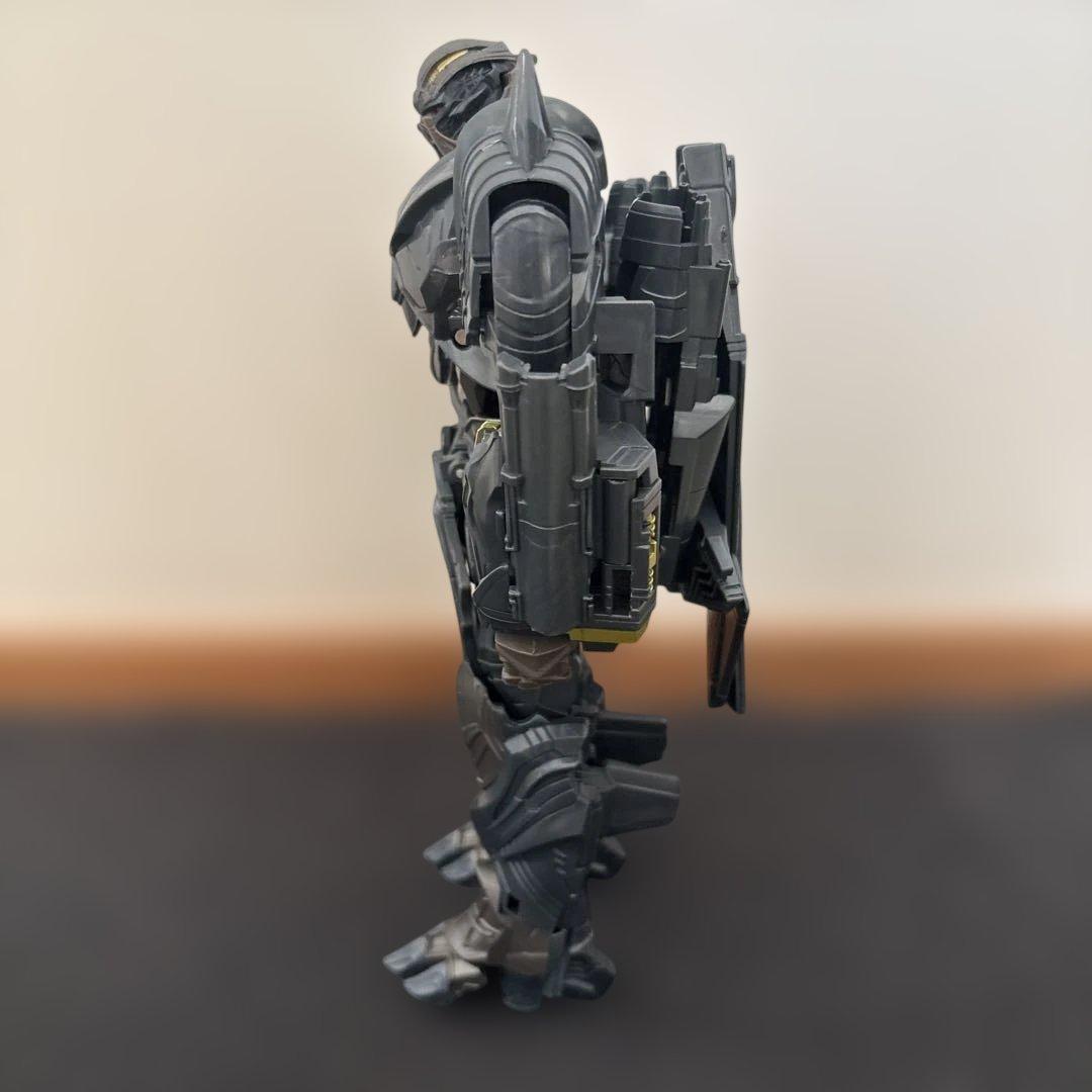 箱無し トランスフォーマー メガトロン フィギュア