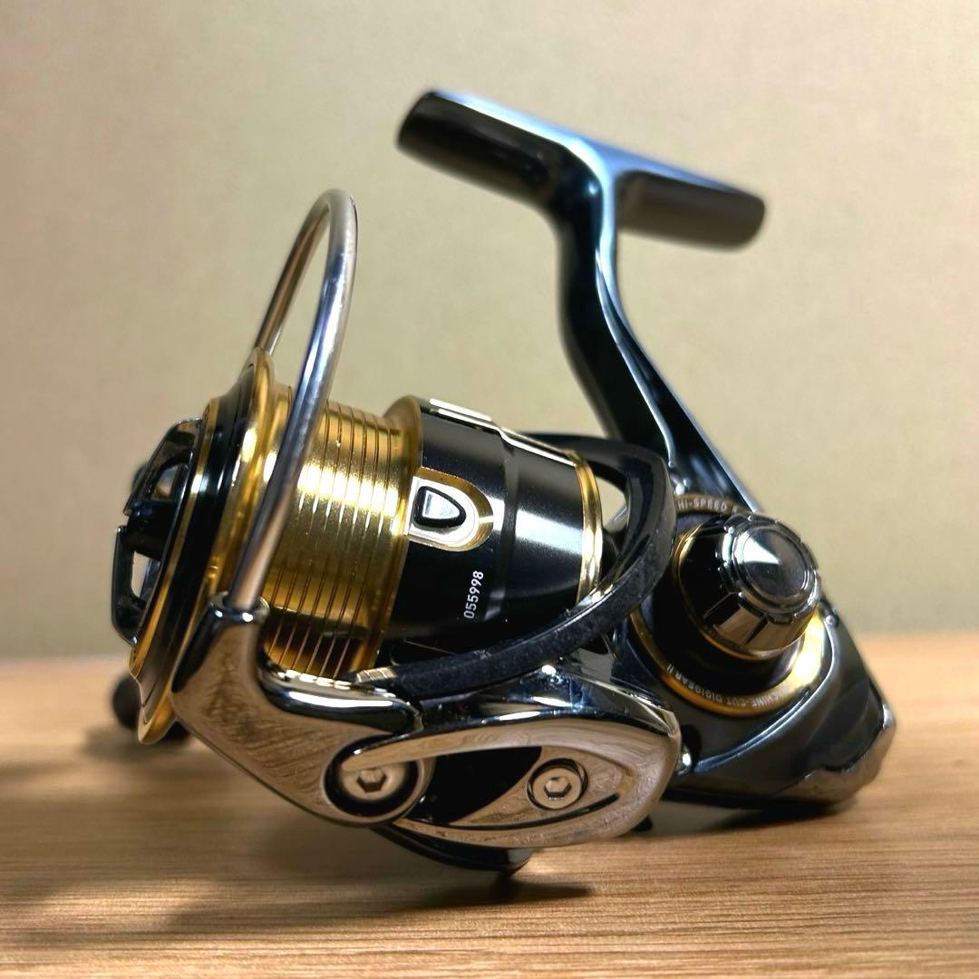 ダイワ　セオリー　DAIWA THEORY 2506H スピニングリール