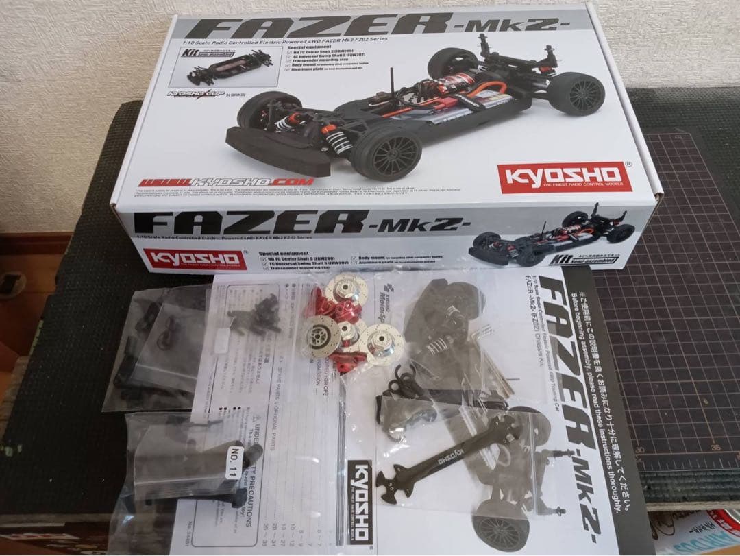 京商1/10EP 4WD フェーザーMk2 FZ02シャーシキット
