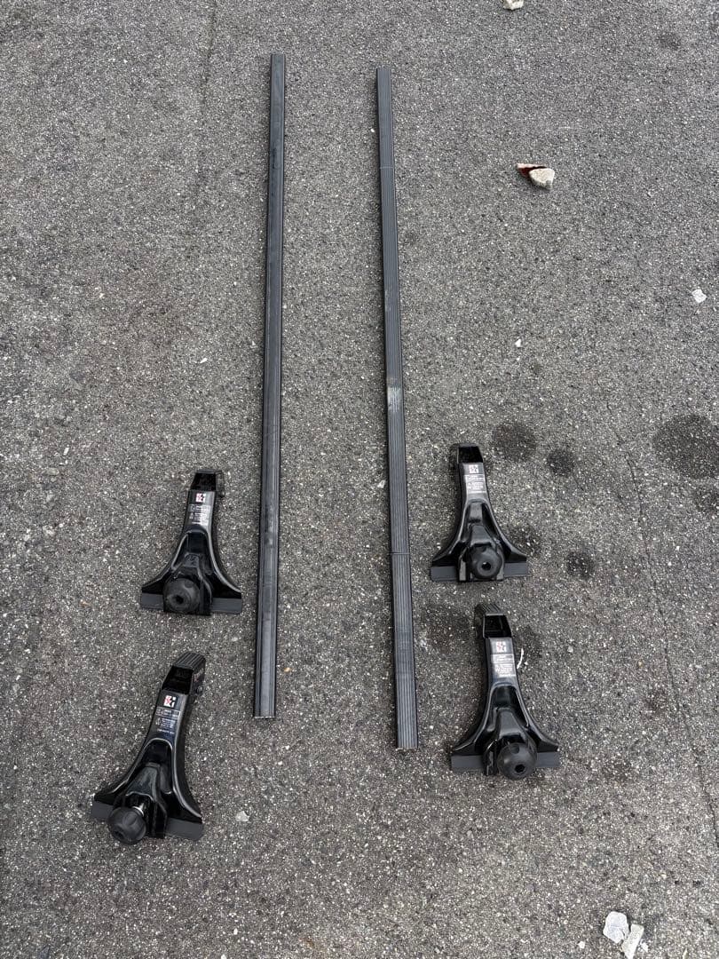 最終値下げ、送料込み！！！！カリスマルーフボックスとルーフキャリア付き 鍵セット