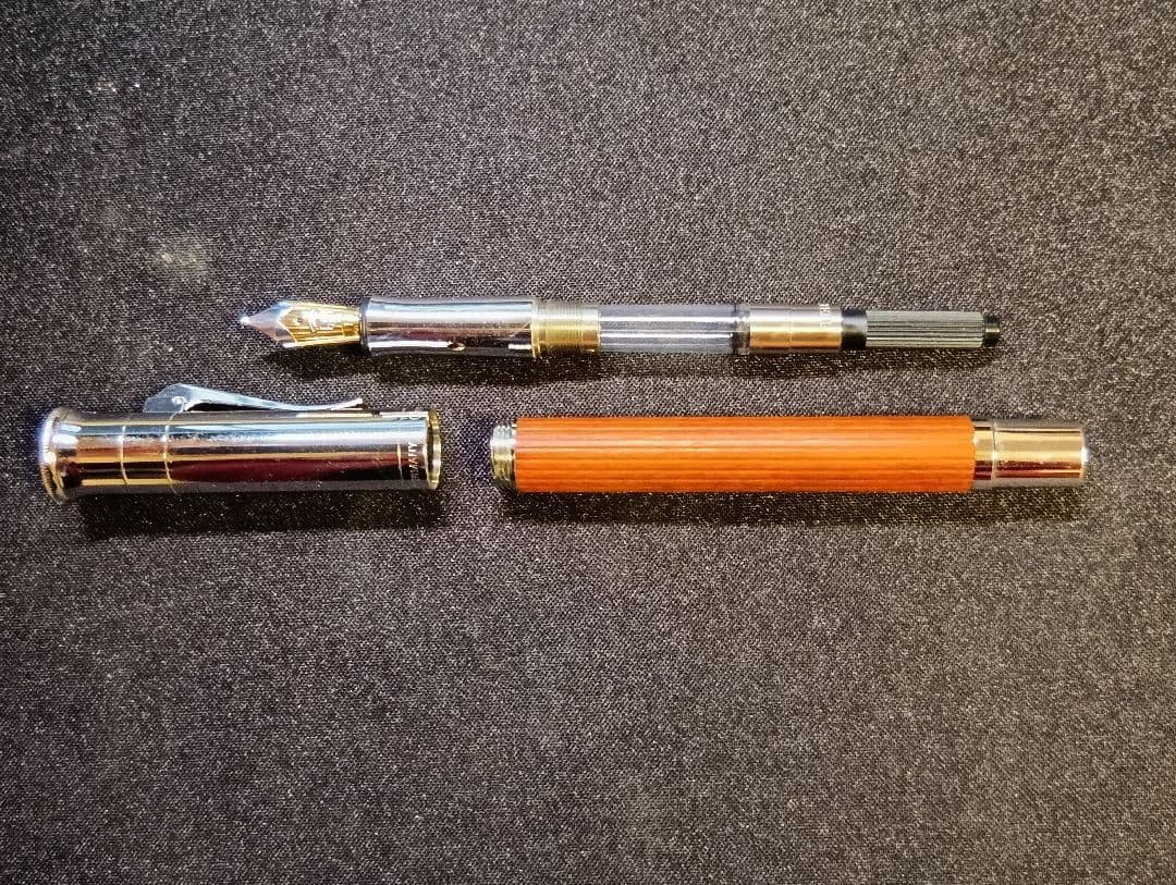 ファーバーカステル　クラシック　ペルナンブコ　旧ロゴ　万年筆　字幅М