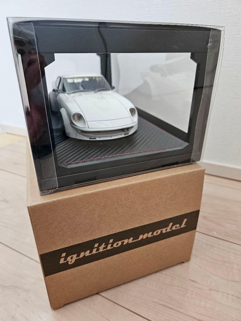 イグニッションモデル　リバティウォーク　フェアレディZ　1/18