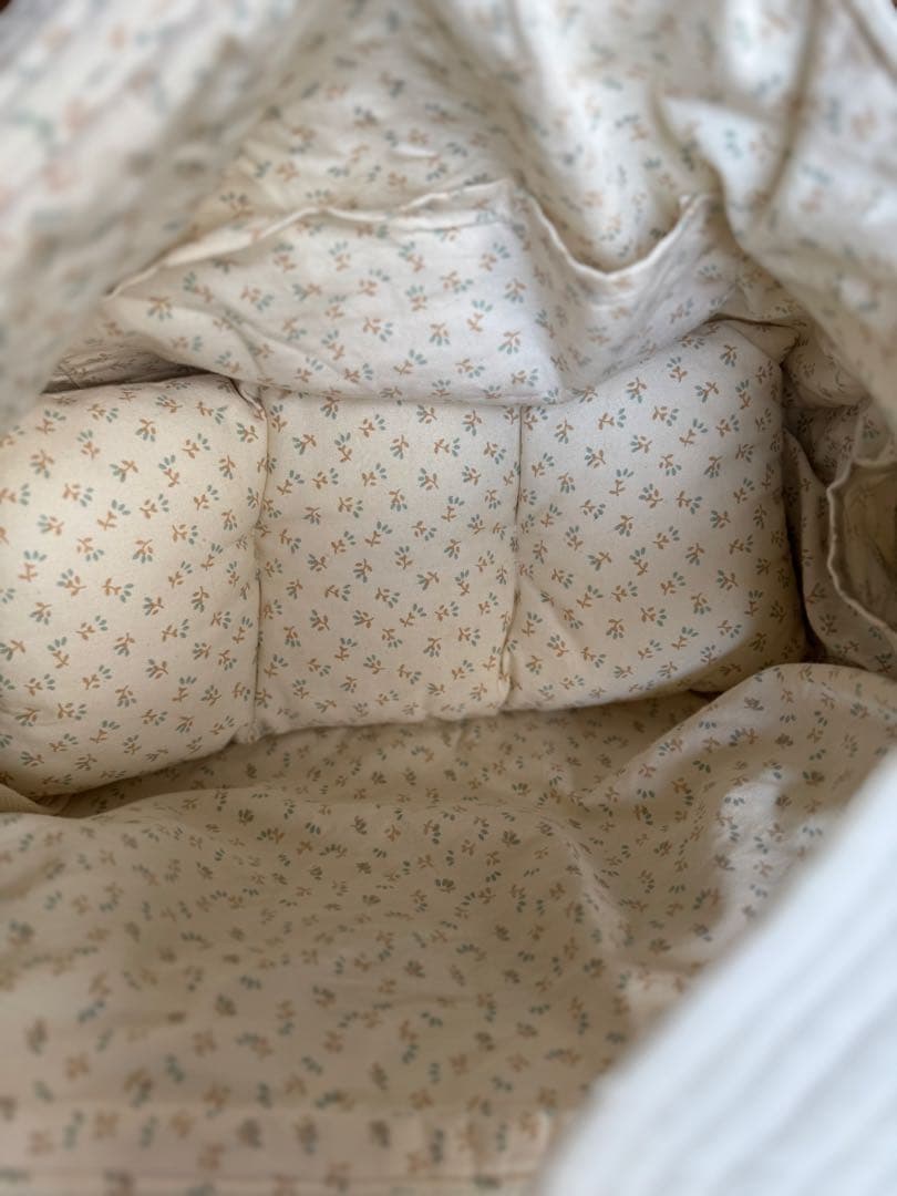 【美品】hubsch グルムスリングバッグ 韓国 キャリーバッグ　ペット　犬 猫