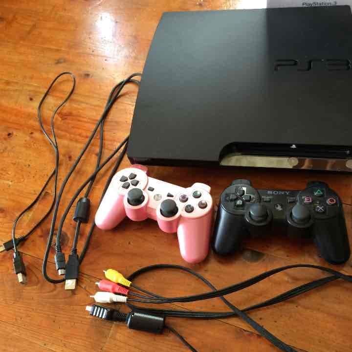 プレステ3&ソフト4本  充電ケーブル1本付き