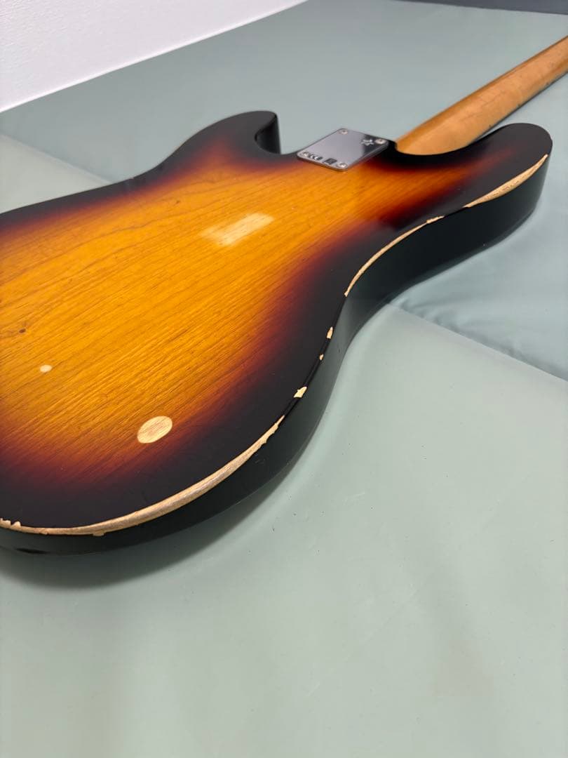 Fender Mike Dirnt シグネイチャーモデル　ベース