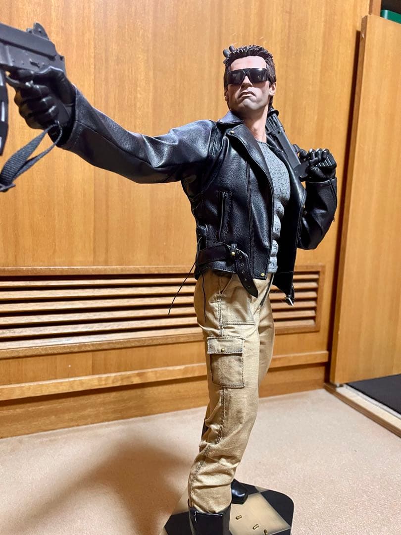 【アニキ】サイドショウ T-800 ターミネーター プレミアムフォーマット