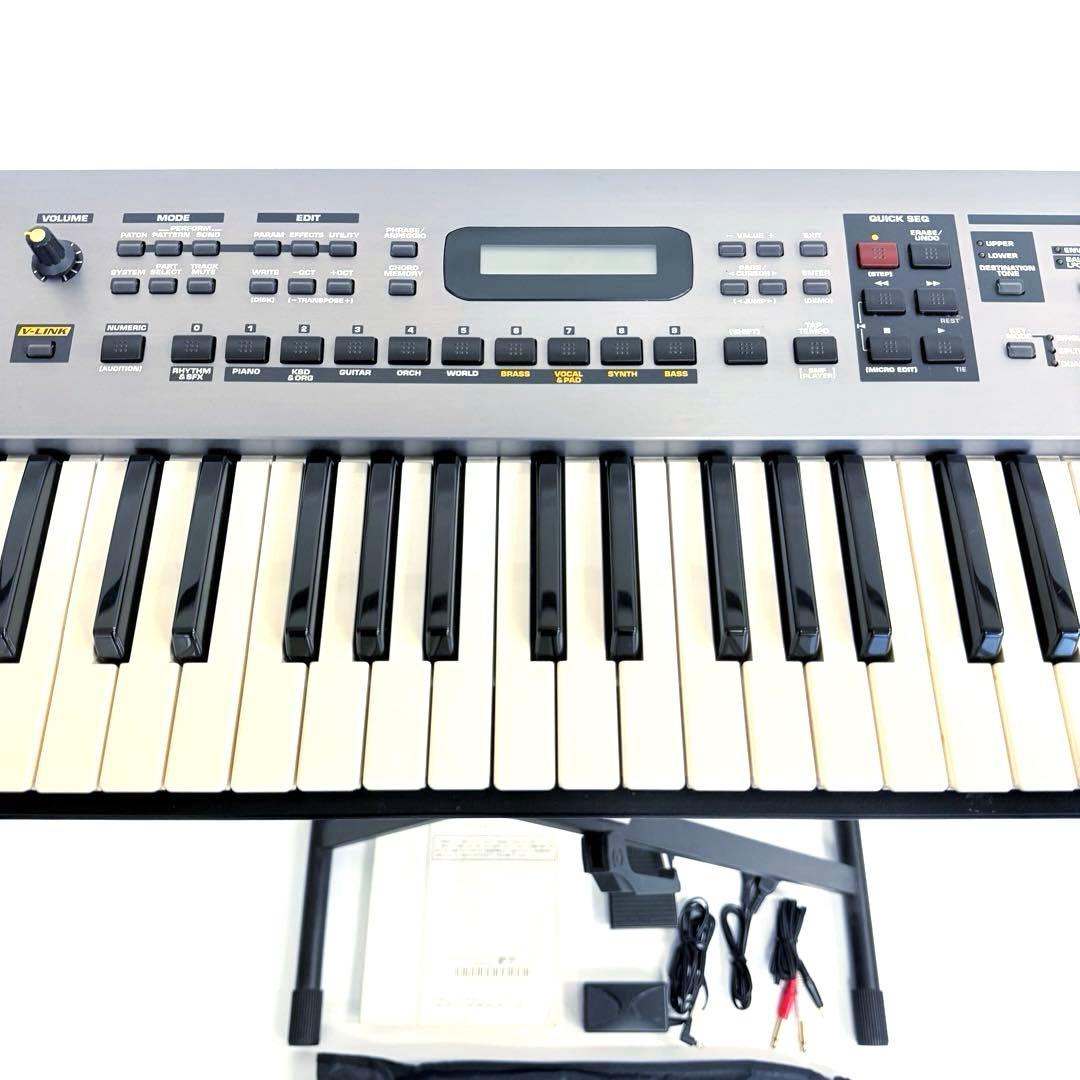 【動作良好】Roland RS-70 RS70 シンセサイザー ローランド