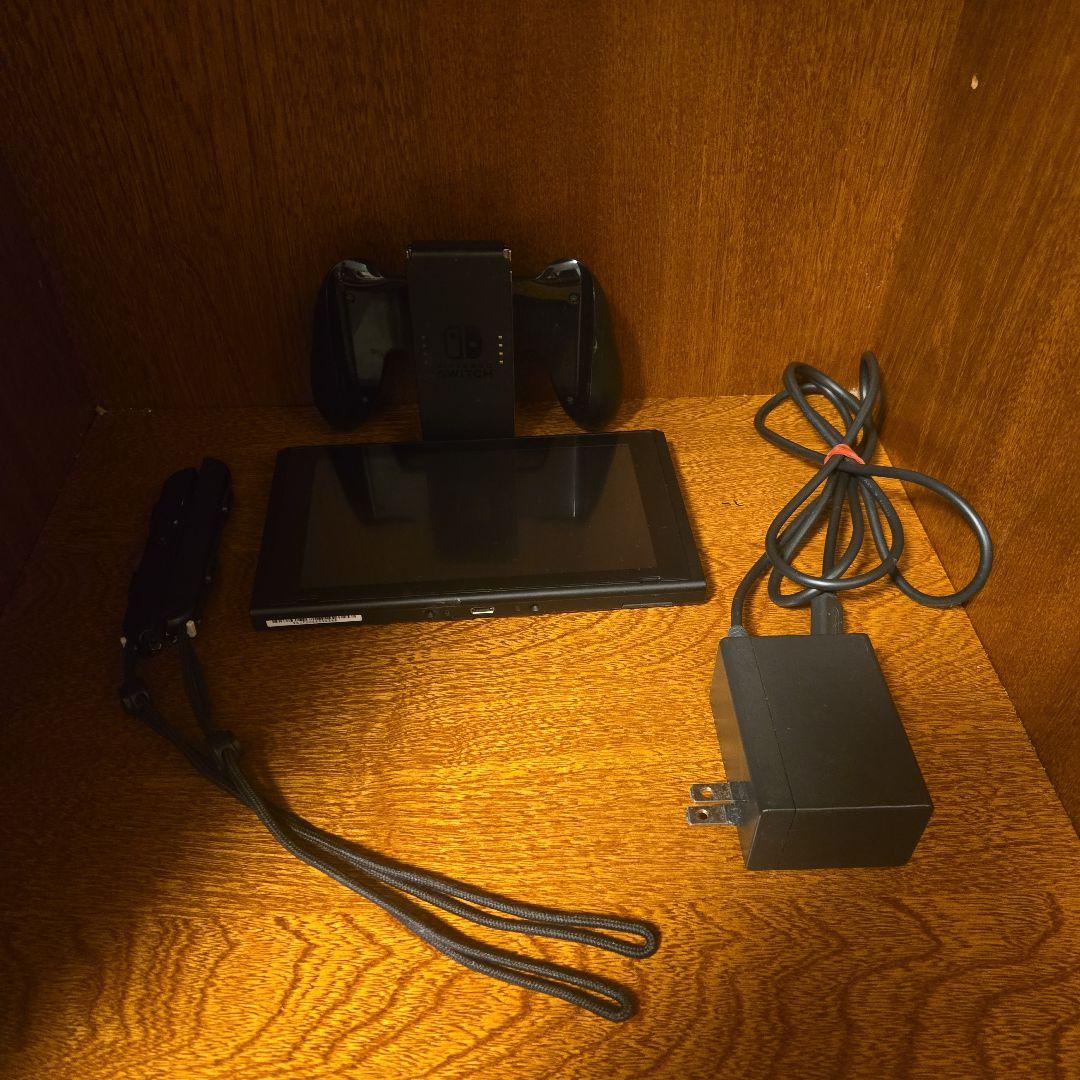 Switch　本体　ゲーム機　任天堂　ポケモン　ゼルダ　マリオ