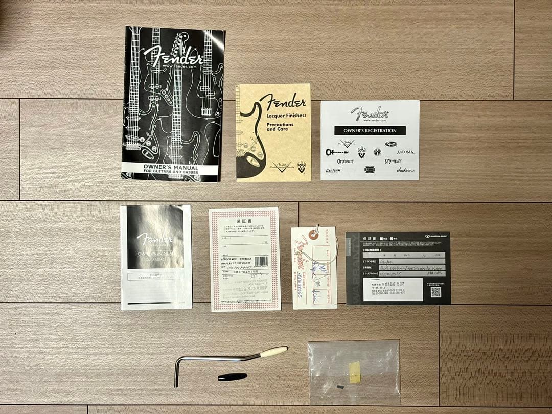 ギター Fender Road Worn Player Stratocaster