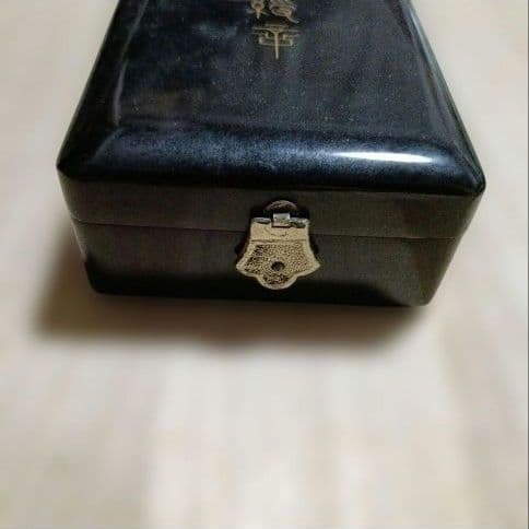 勲四等旭日小綬章・勲章