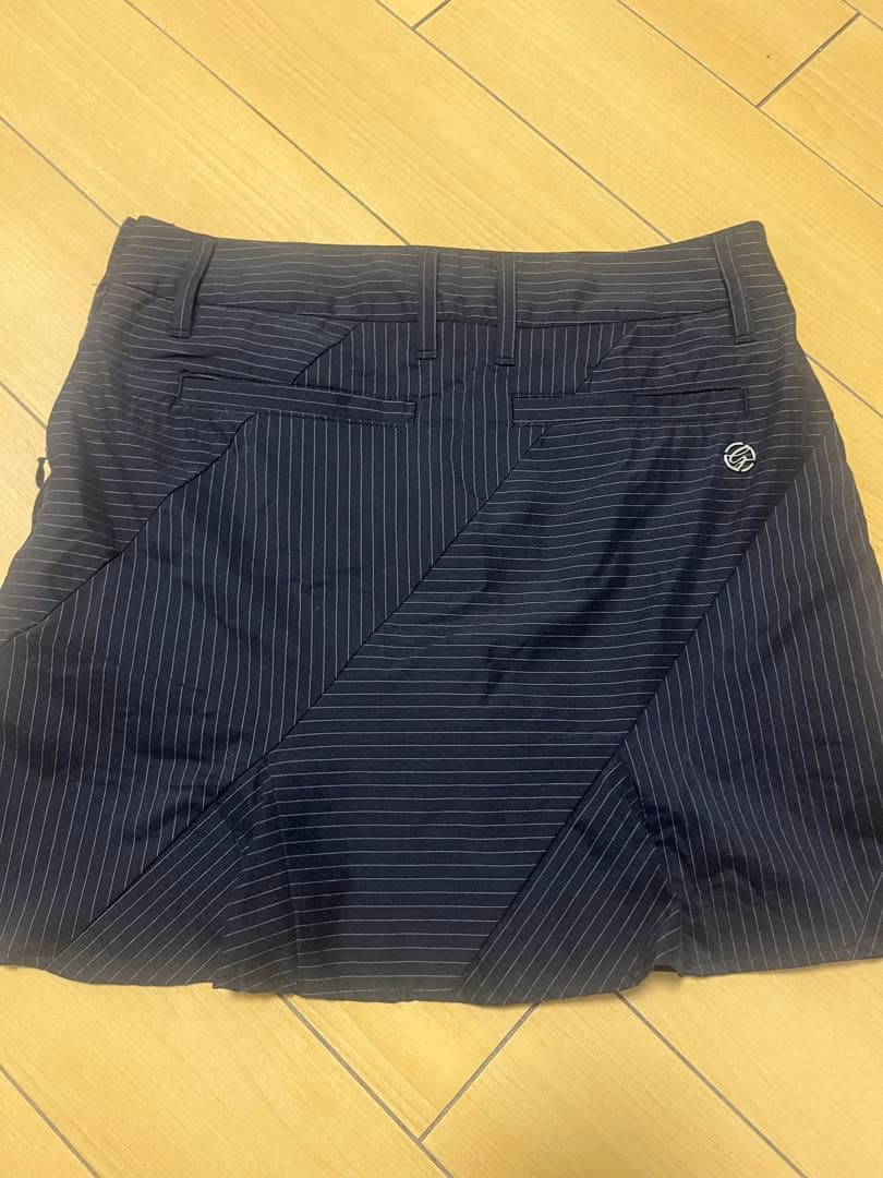 デサントゴルフ ストライプ柄 スカート SS 58 XS