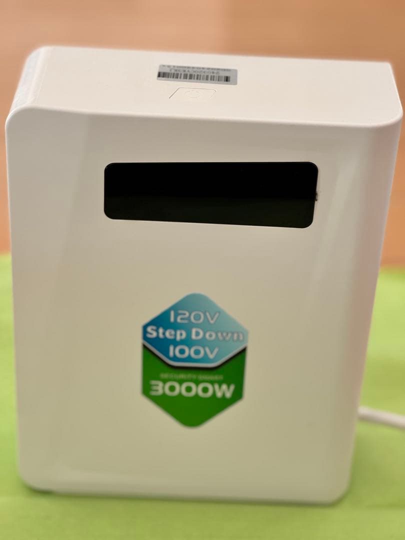 変圧器 120V→100V 3000W 1年未満 美品 高ワット