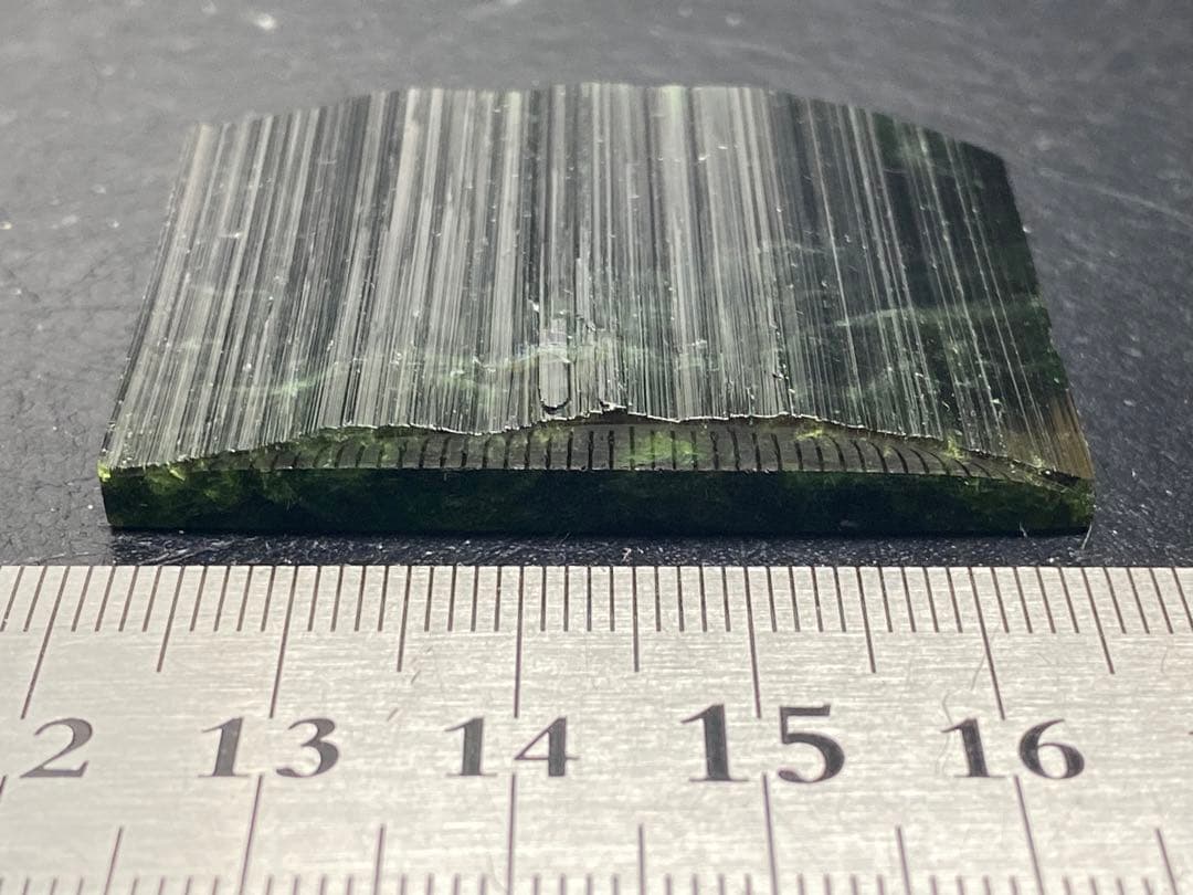 トルマリン　ルース　裸石　133ct