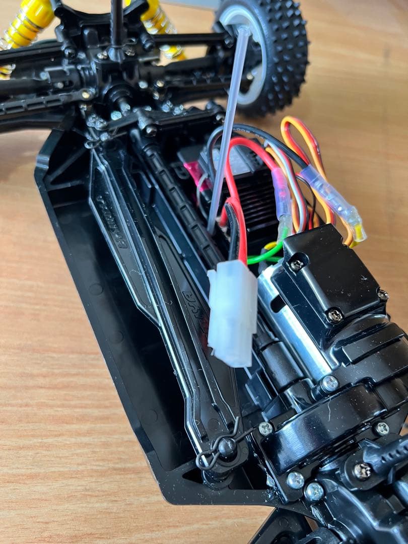 タミヤ　ネオスコーチャー4WD RCメカ付き