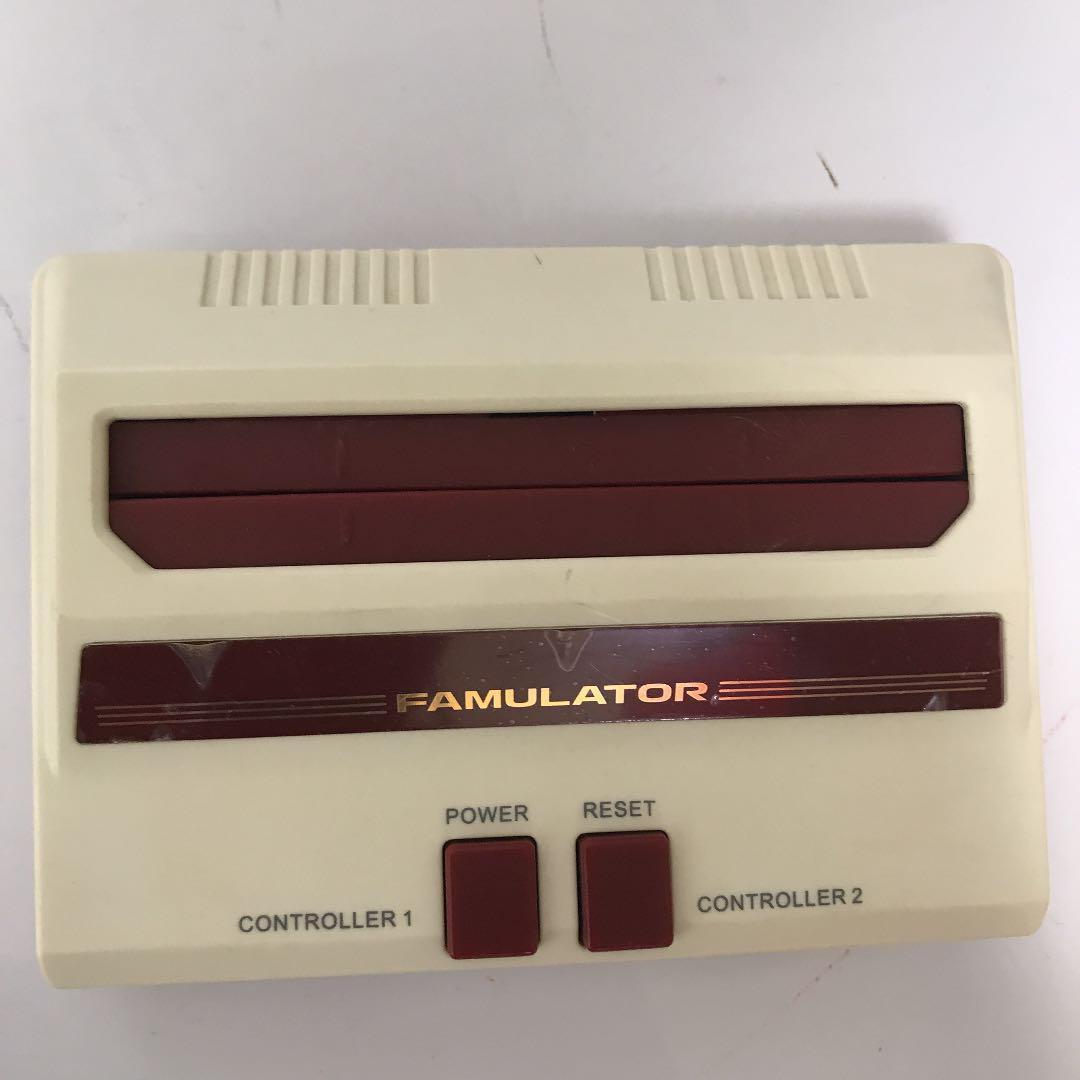 中古★ファミコン互換機 本体＆ファミュレーター カセット 約30本セット