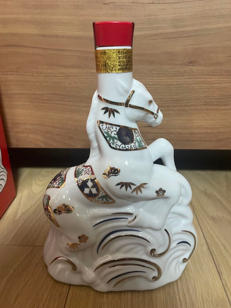 新品未開封　サントリーウイスキーローヤル 午歳ボトル