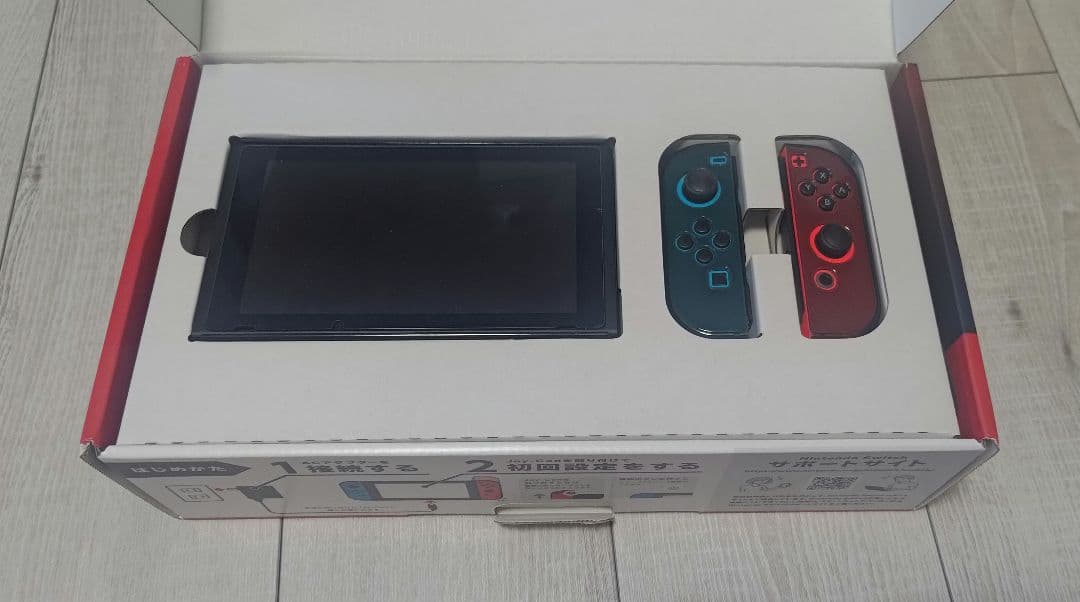 Nintendo Switch 本体 本体カバーとケースとソフト付