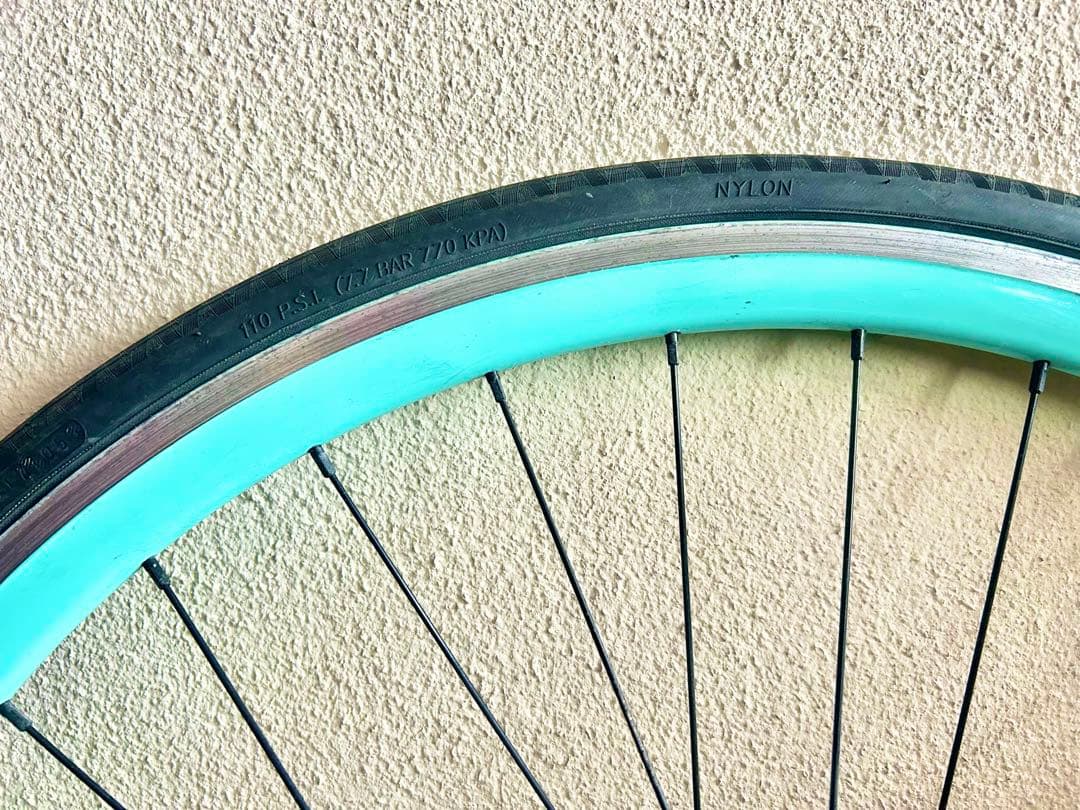 ビアンキ【Bianchi純正】クリンチャーホイール＆タイヤ前輪★珍しいチェレステ