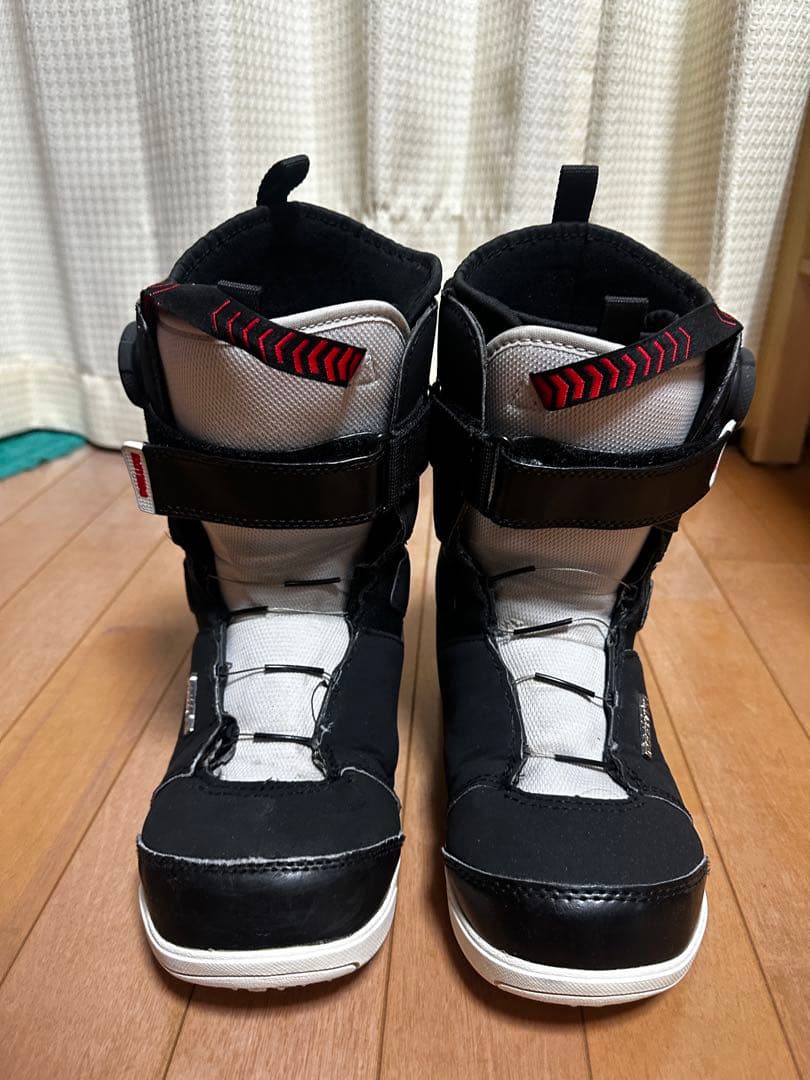 DEELUXE ジュニア用スノーボードブーツ　23センチ