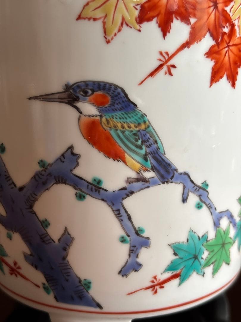 十四代柿右衛門窯絵付師鷹巣作錦色絵川蝉楓文白磁七宝彫三ツ足大香炉　未使用　最上作