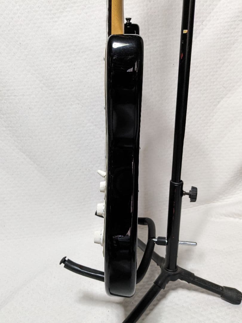 バッカス　ストラトキャスター　エレキギター　サンバースト　美品