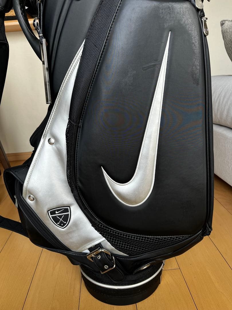 完売品希少旧ロゴ　良品　ナイキ　ゴルフ　黒　ド迫力大型キャディバッグ　NIKE