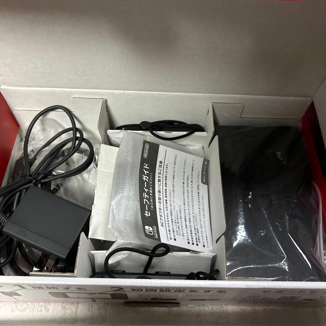 美品　スマブラ バッテリー強化版　Switch ソフト付き