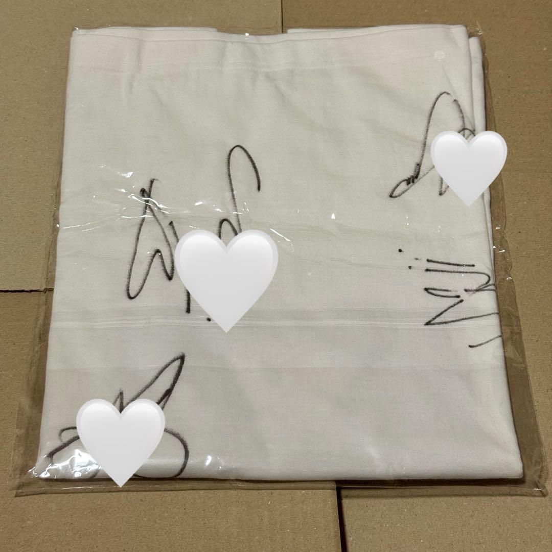 ITZY 当選品 サイン入り Tシャツ