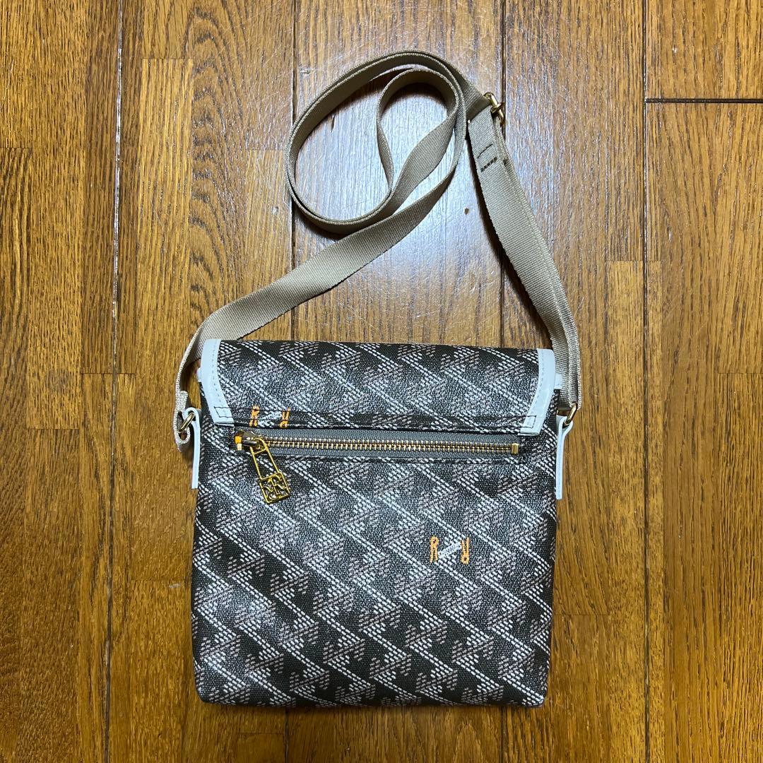 【美品！】レザレクション　パロット(ショルダーバッグ)