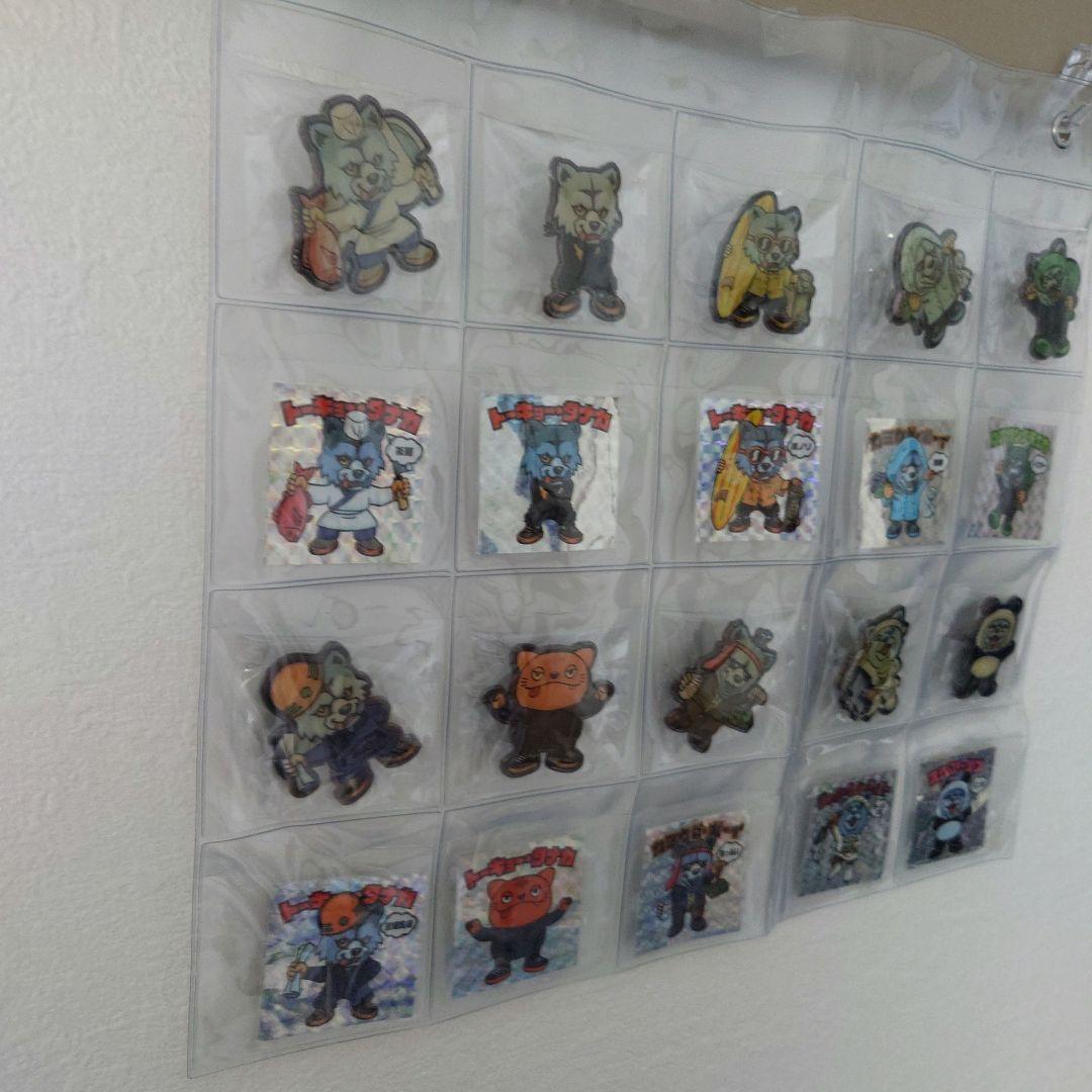 マンウィズ　ピンバッジ　ビックリマン風シール12種セット（ウォールポケット付き）