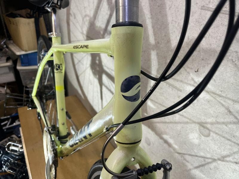 GIANT ESCAPE R3 クロスバイク sizeM　ジャイアント