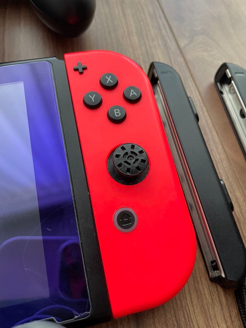 Nintendo Switch 本体 青/赤 Joy-Con 付属品付き