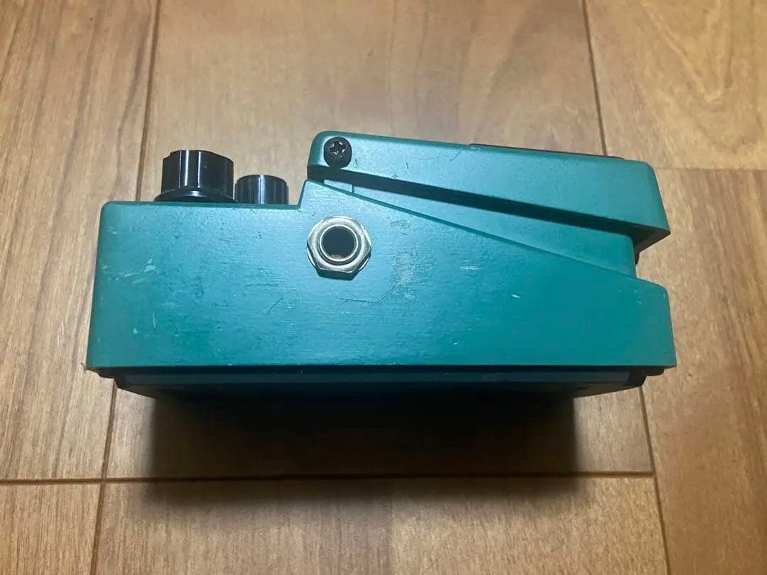 BOSS TR-2 トレモロエフェクター