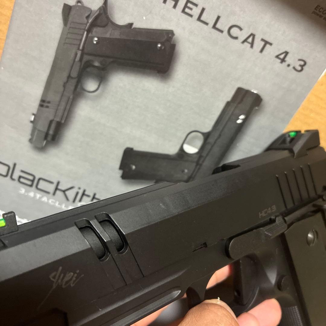 カーボネイト　限定品　blackkitty 純正状態