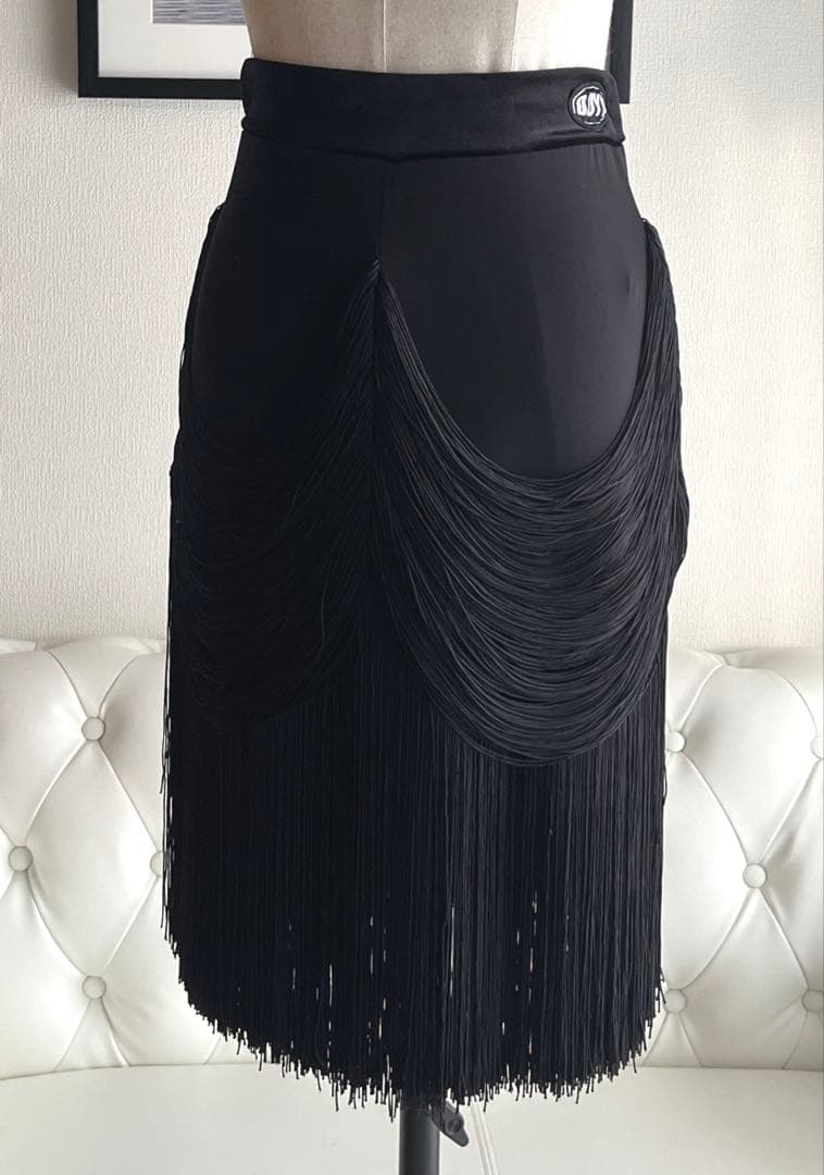 社交ダンス 可愛すぎるレッスンウェアラテン ドレープフリンジスカート 新品 L