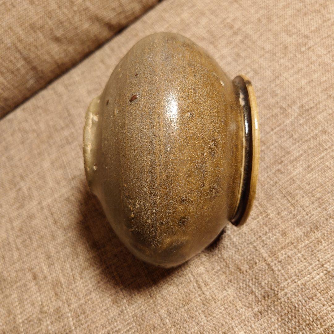 李朝飴釉算盤玉形壺