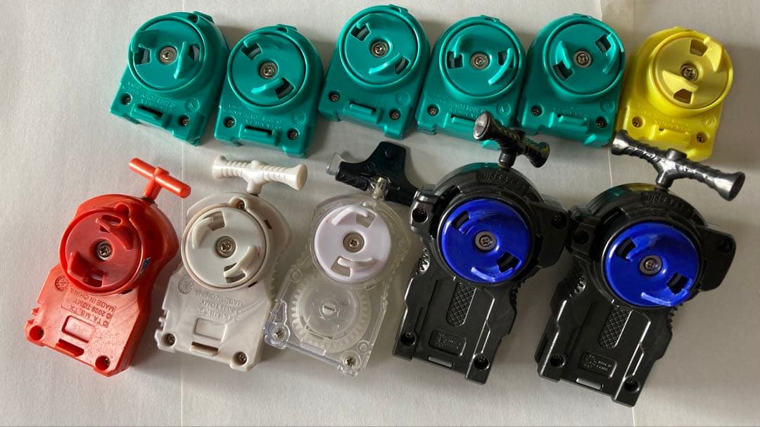 メタルファイトベイブレード　約50個、ランチャー、付属品　まとめ売り