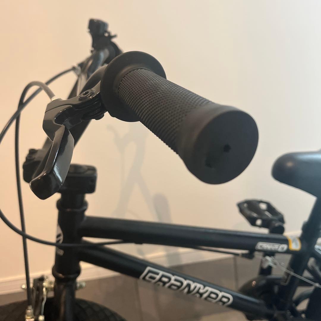 Cranker 16インチBMX自転車 ブラック