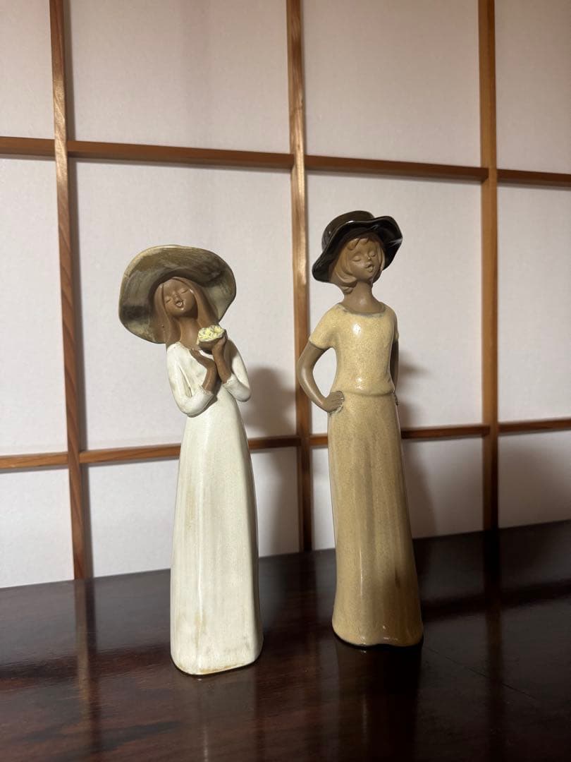 陶器製 女性像 2体セット