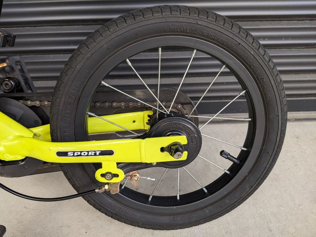 STRIDER ストライダー14x ライムイエロー