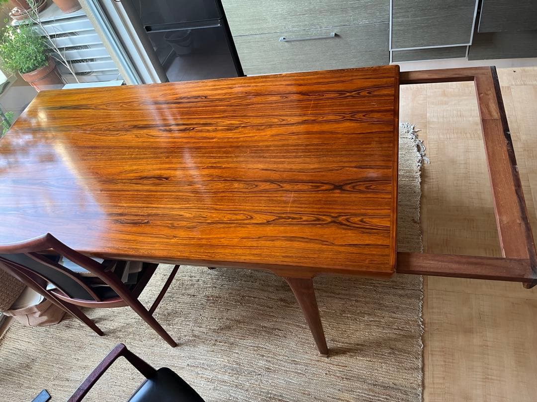 ◾️1/31まで値下げ◾️希少材ローズウッド ダイニングテーブル